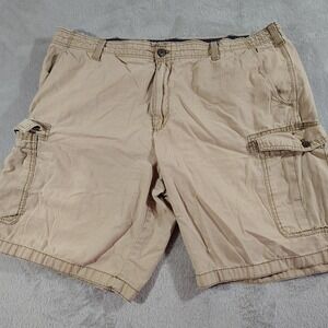 IZOD Saltwater Cargo Shorts Men 42x10 Beige Khaki Chino Fishing Outdoors Hiking